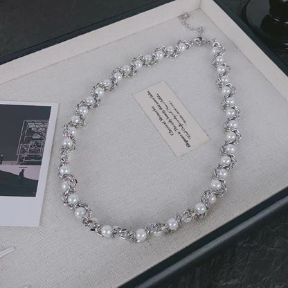 Light Luxury Minority Design Sense Punk Hip Hop Advanced Heavy Industry Pearl Necklace For Women