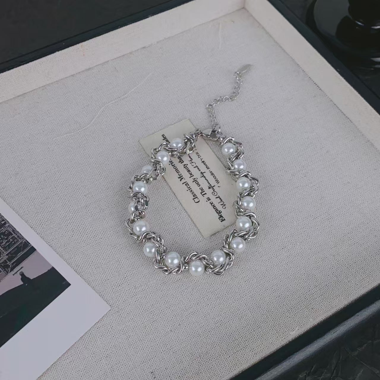 Light Luxury Minority Design Sense Punk Hip Hop Advanced Heavy Industry Pearl Necklace For Women